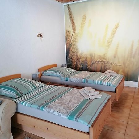 Schoene Wohnung Im Herzen Von Burgstaedt Exterior foto